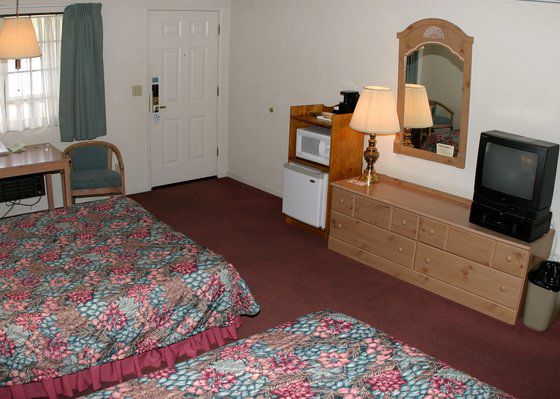 Travelodge By Wyndham Angels Camp Ca Habitación foto